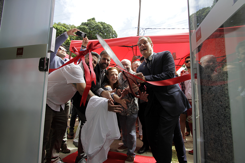 Aids Healthcare Foundation instala sua primeira clínica no Brasil, em Recife