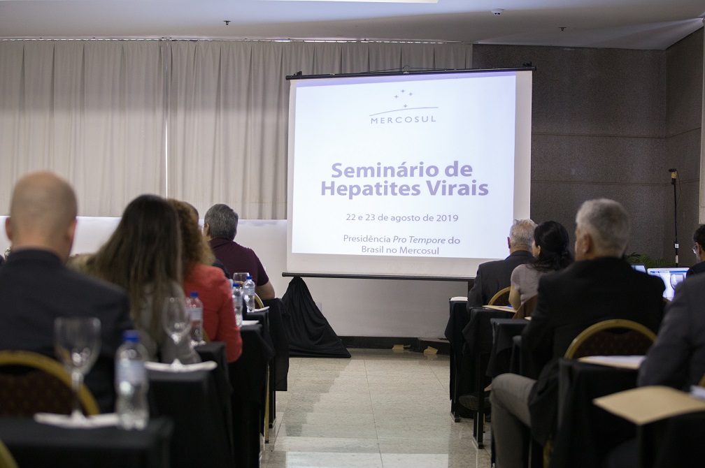 Países do Mercosul participam de seminário sobre hepatites virais