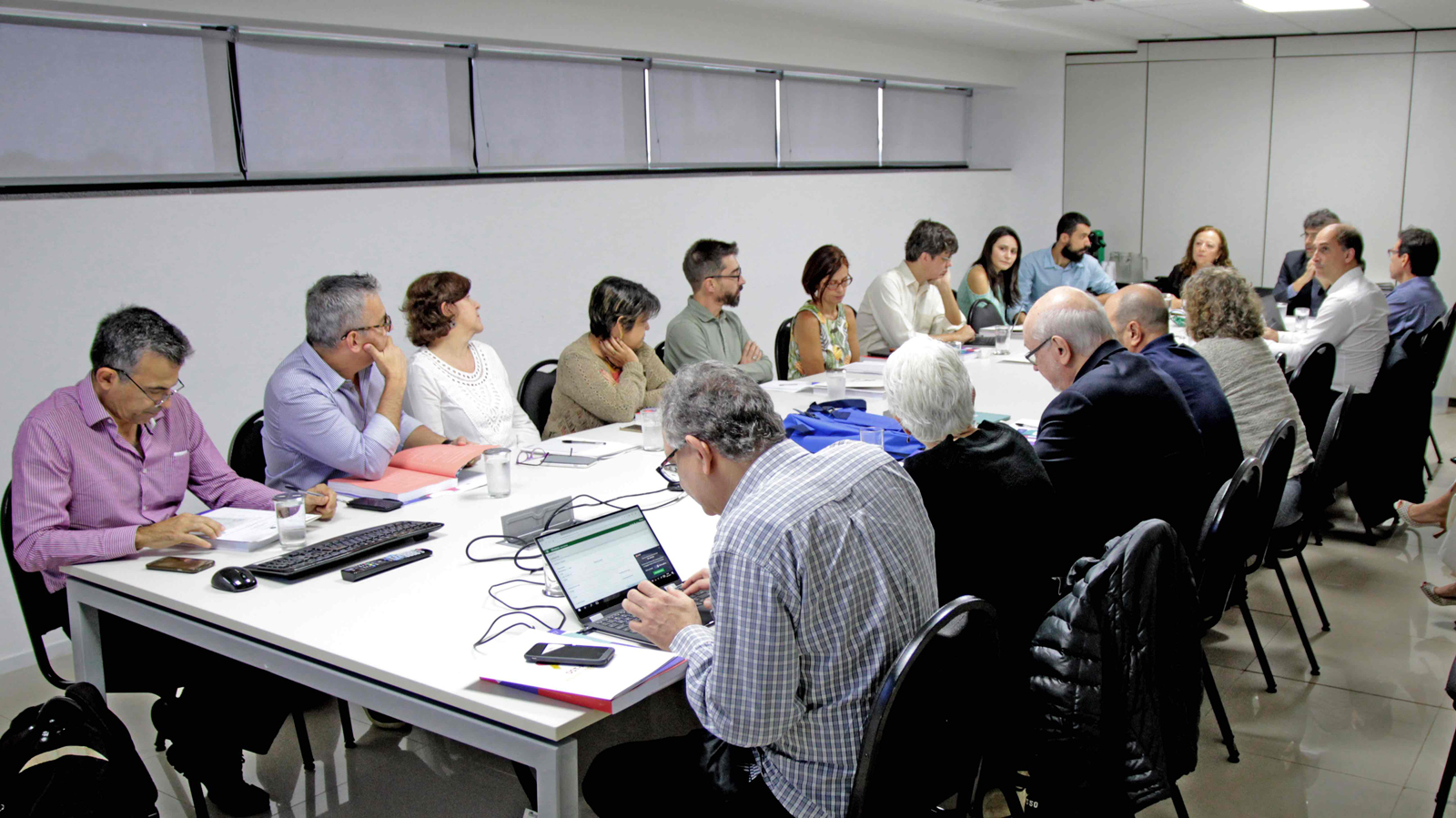 Reunião do Comitê Técnico Assessor para manejo da infecção pelo HIV em Adultos